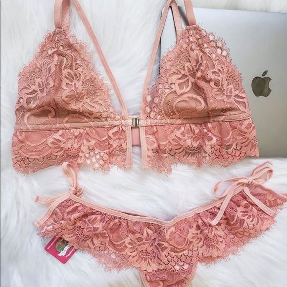 Brazilian lace Bralette & panty *COMING SOON - Picture 7 of 8